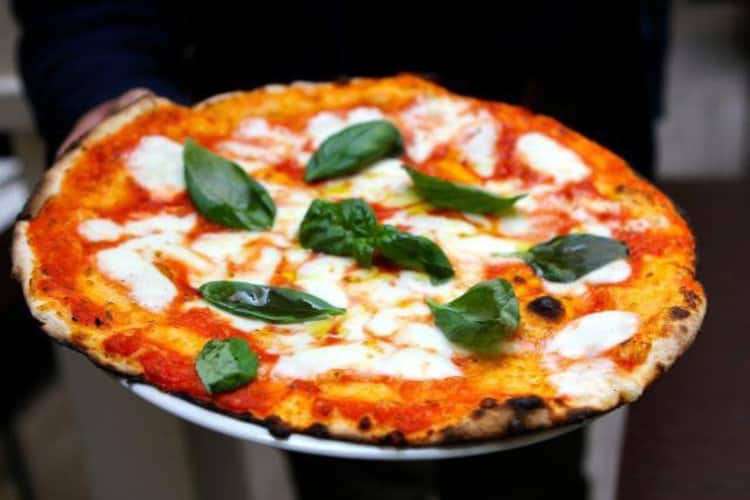 Emma Pizzeria Con Cucina Campo De Fiori Roma